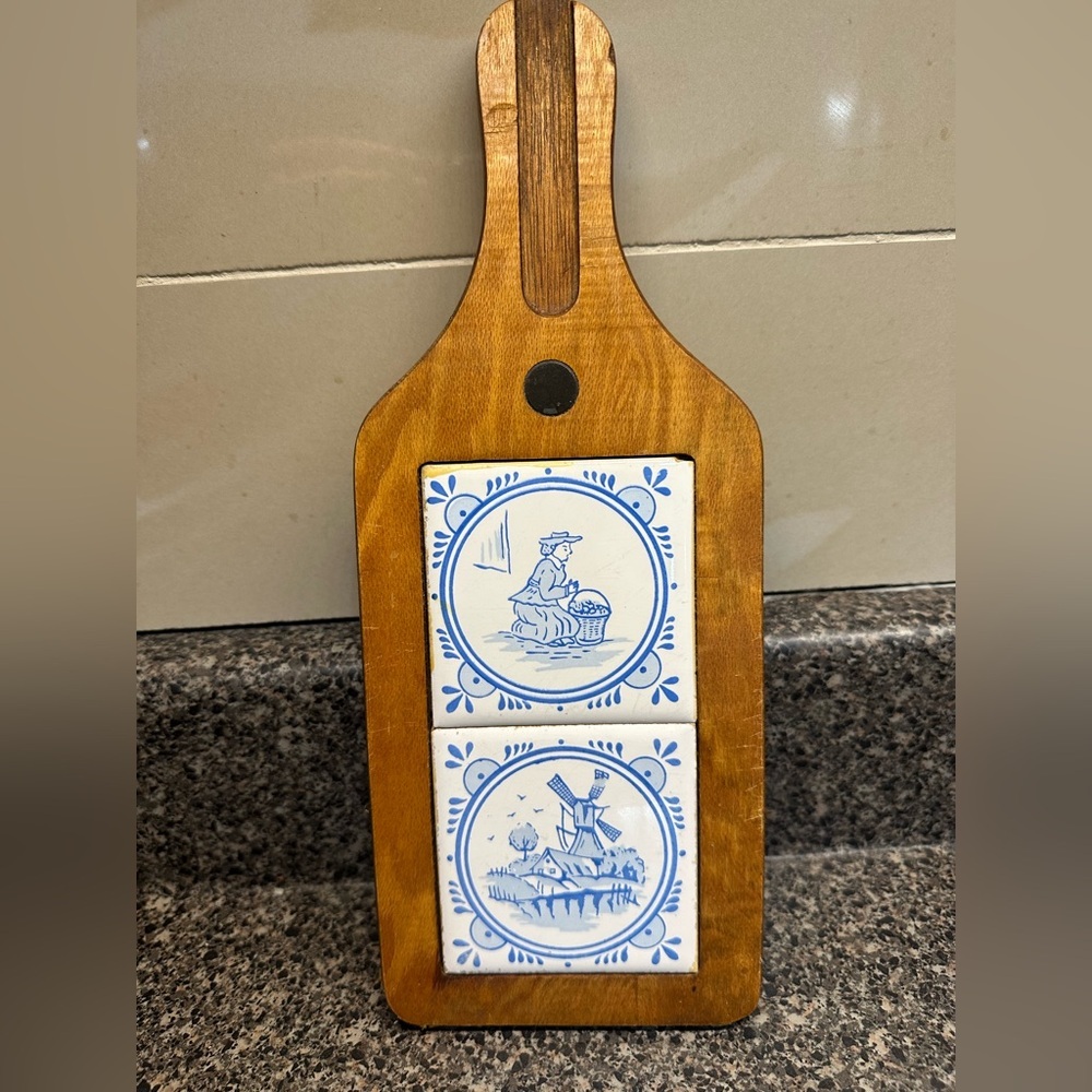 Rare Vintage Wood Dutch Delft Trivet Cheese Plate State
